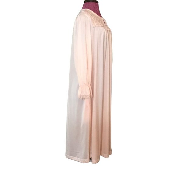 Vintage Shadowline Long-Sleeve Button-Up Nightgown with Lace Trim - Picture 5 of 13
